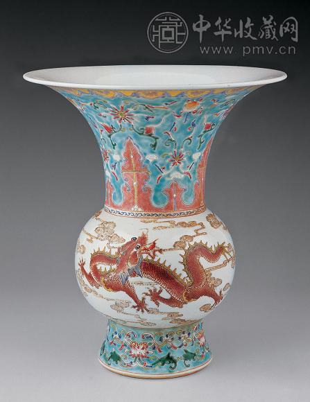 民国 粉彩龙纹凤尾尊