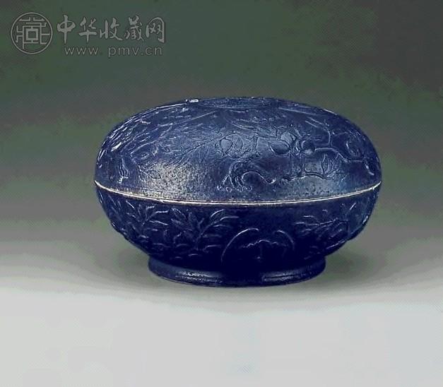 清 茄皮紫釉刻花果盒