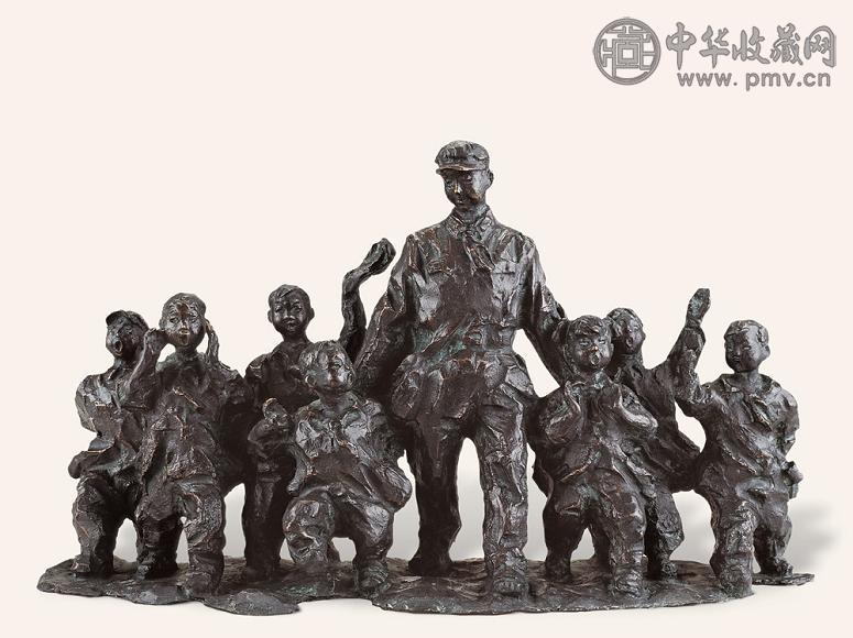 洪涛 2002年作 雷锋与少先队员(8件之3) 铜雕塑