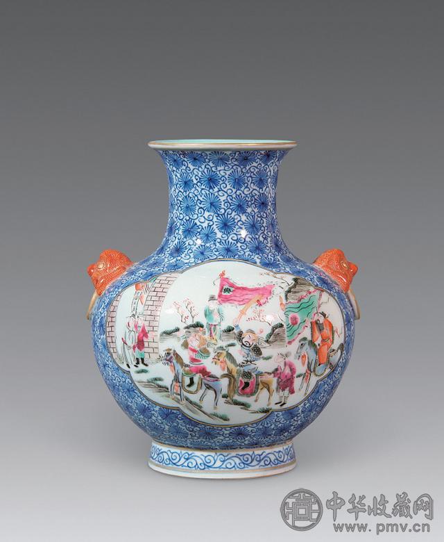 民国 粉彩锦地开光刀马人物兽耳瓶