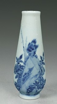 民国 青花花鸟小瓶