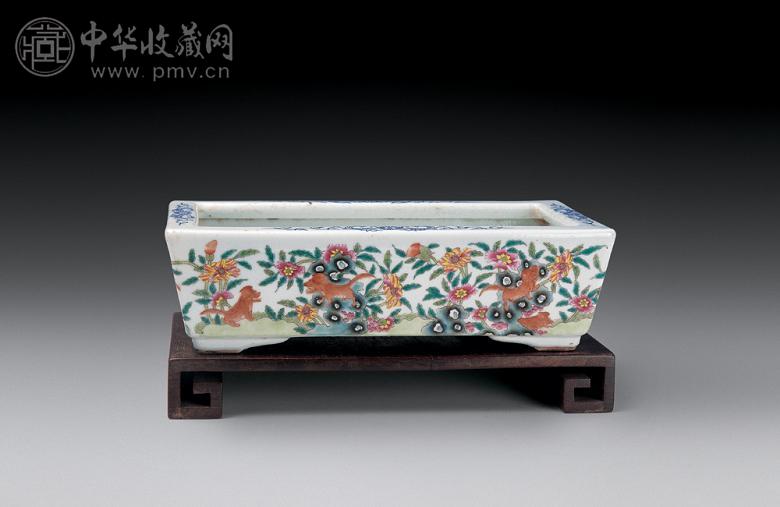 民国 彩花卉卧犬纹水仙盆