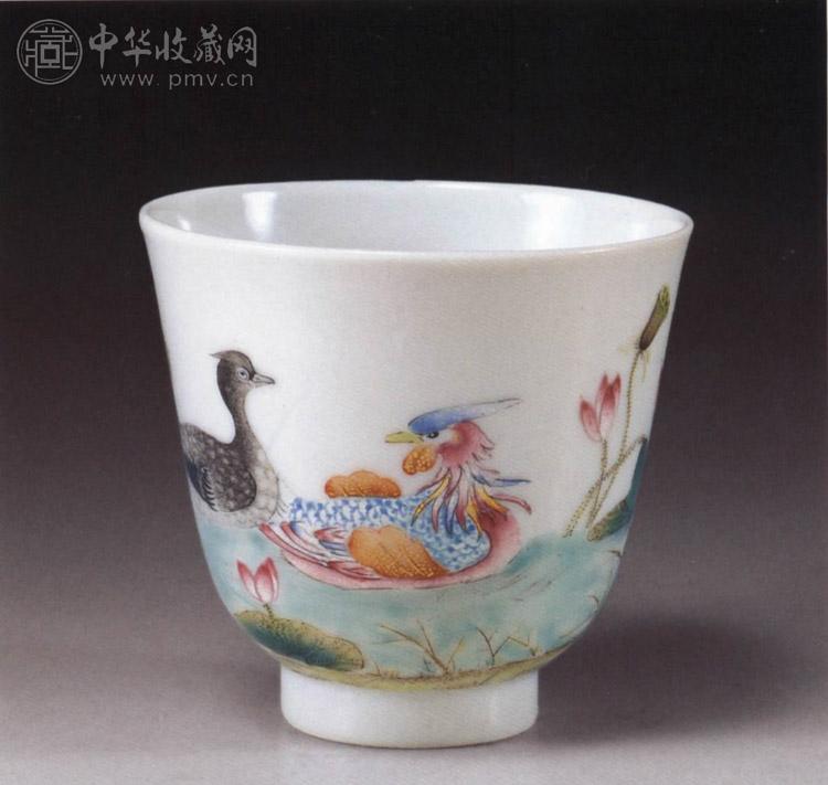 民国 粉彩鸳鸯杯