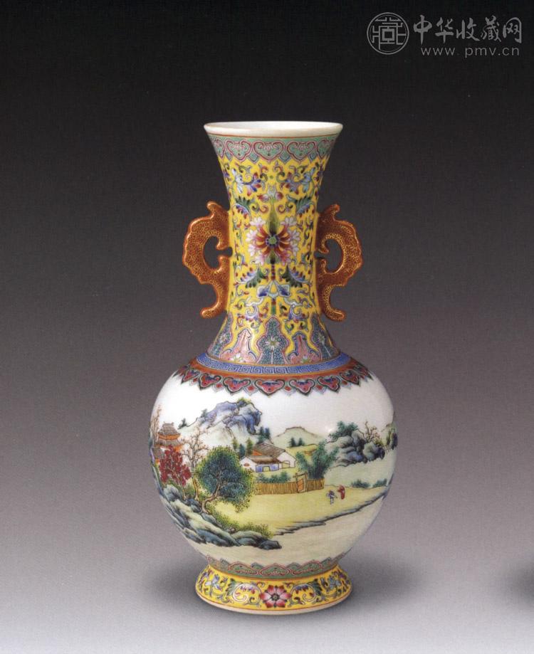 民国 黄地花卉粉彩山水双耳瓶