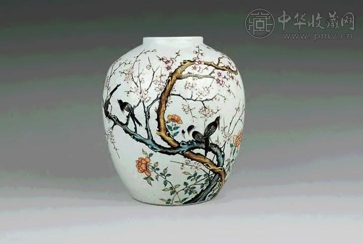 民国 粉彩喜鹊登梅罐