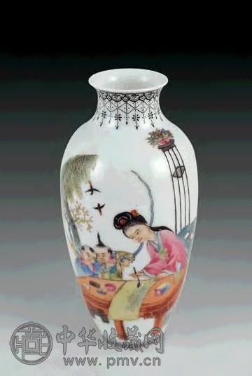 民国 粉彩人物瓶