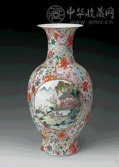 民国 万花开光山水纹瓶