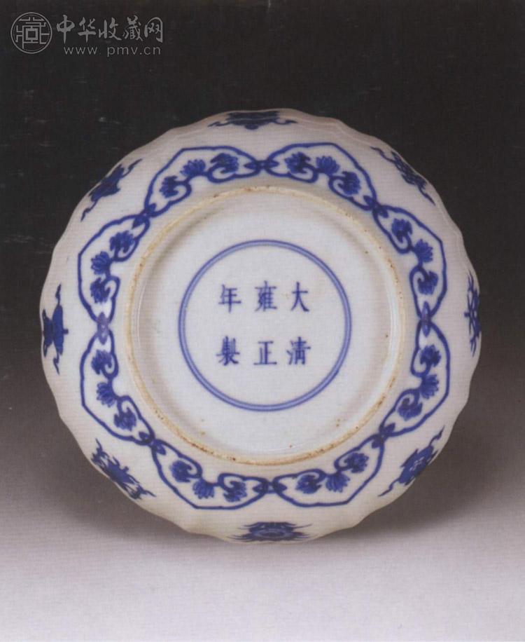 清雍正 青花八宝纹花口盘