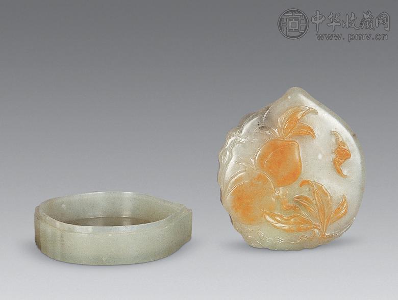 清 巧雕桃纹印盒