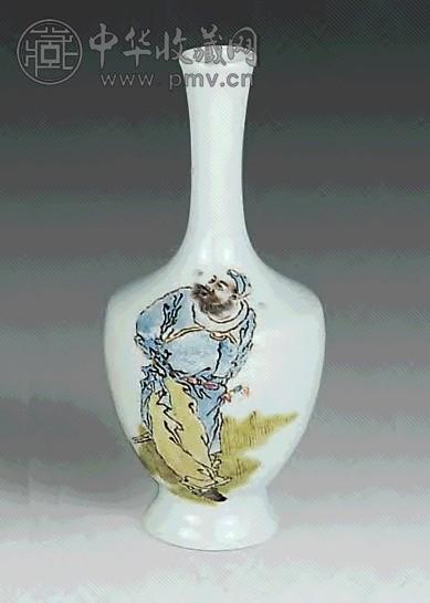 民国 粉彩福在眼前长颈小瓶