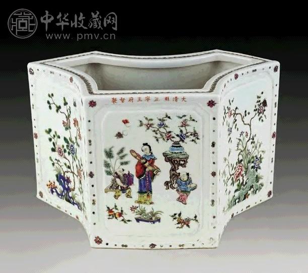 民国 粉彩花卉人物六折方卷筒