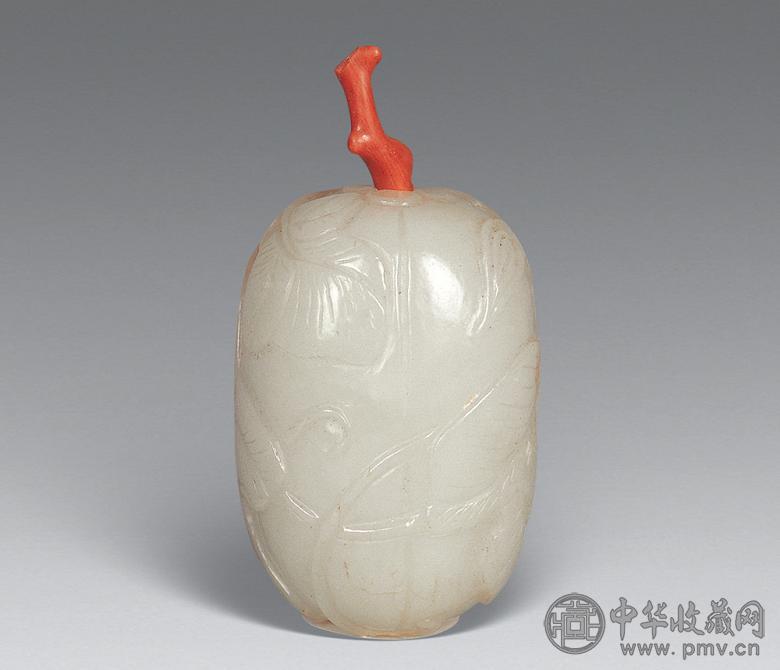清 白玉烟壶
