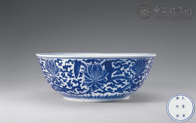 清康熙 青花缠枝莲纹大碗