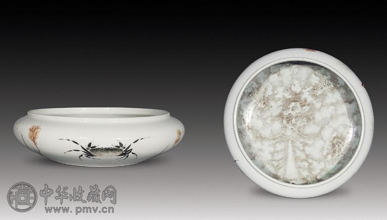 清中期 墨彩云龙螃蟹洗