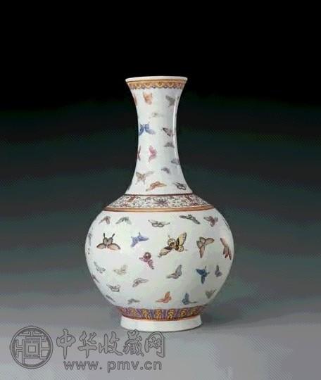 清光绪 粉彩百蝶纹赏瓶