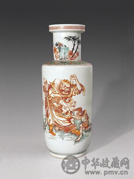 清光绪 五彩钟馗捉鬼棒槌瓶