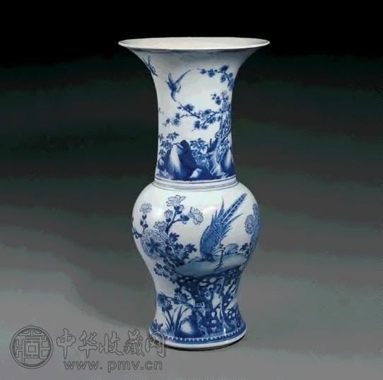 清康熙 青花花鸟纹凤尾尊