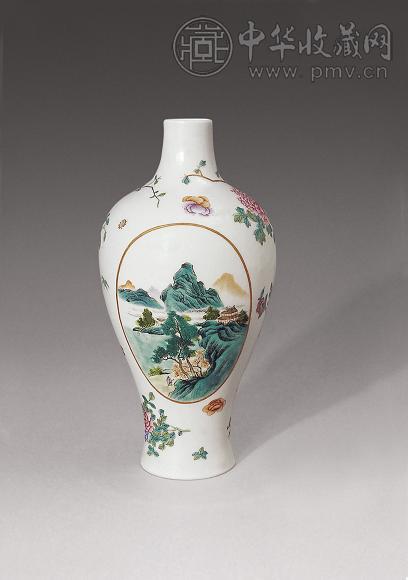 民国 粉彩开光山水梅瓶