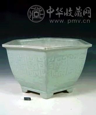 清嘉庆 豆青龙纹六方花盆