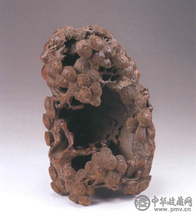 清中期 竹雕古松佛龛