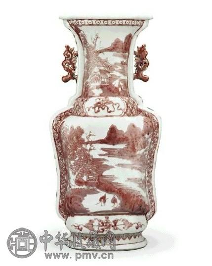 清 乾隆 釉里红开光山水纹双耳瓶