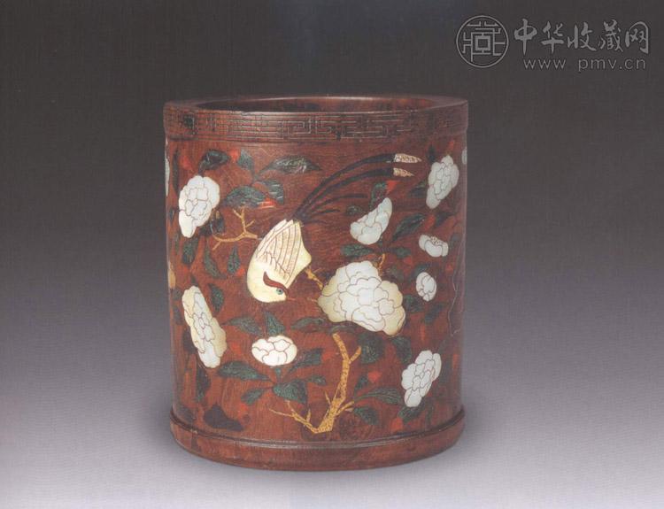 清初 黄花梨嵌螺钿花鸟纹笔筒