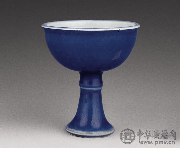 明 青釉高足杯