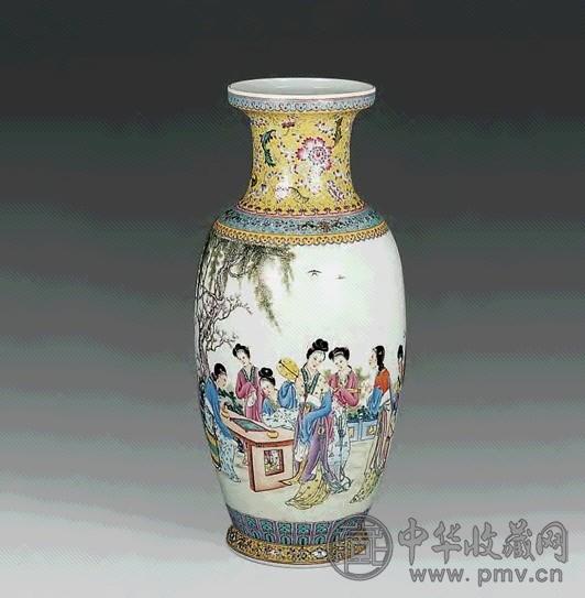 1950年 粉彩仕女图大瓶