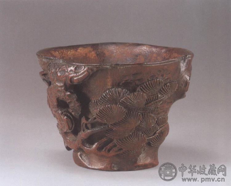 清初 竹雕松树杯