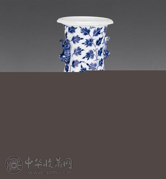 清 青花花卉纹兽耳瓶