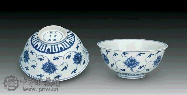 清康熙 青花缠枝莲纹碗