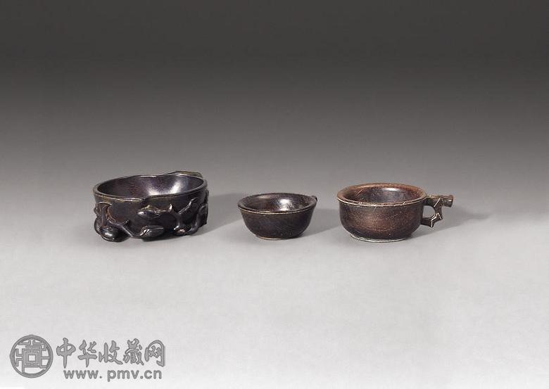 清 紫檀花卉杯(3只)