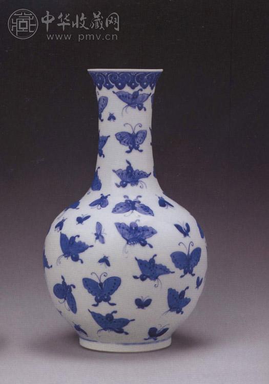 清光绪 青花百蝶纹赏瓶