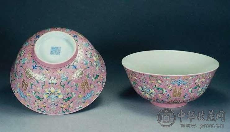 清道光 粉地彩花卉喜字大宛(2件)