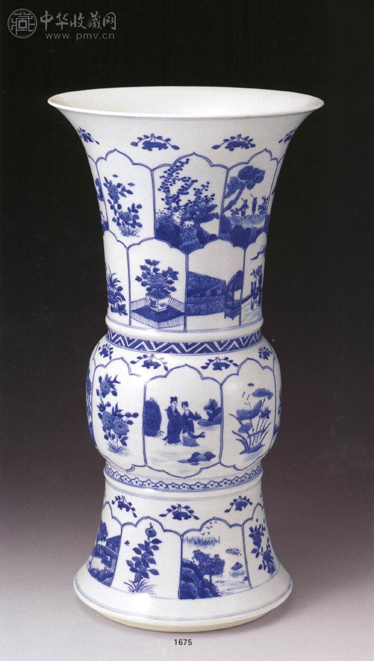 清康熙 青花开光花卉人物花觚