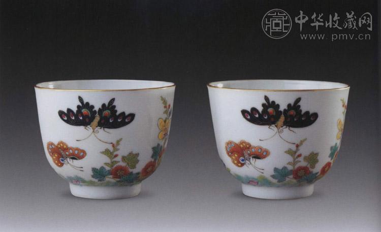 清道光 粉彩花蝶杯(1对)