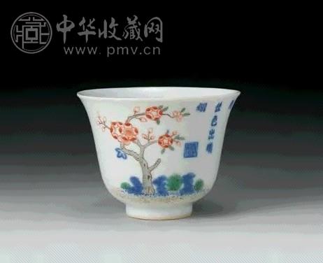 清同治 青花五彩花卉纹杯