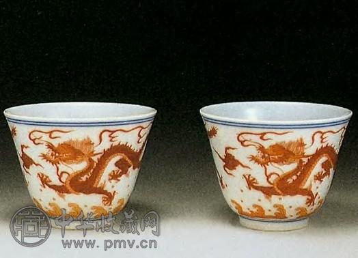 清乾隆 红彩云龙小杯(2件)