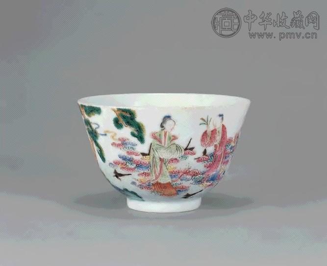 清道光 粉彩鹊桥相会纹杯 一件