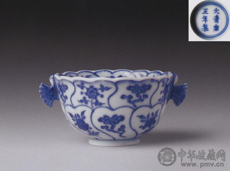 清雍正 青花灵芝纹双耳杯