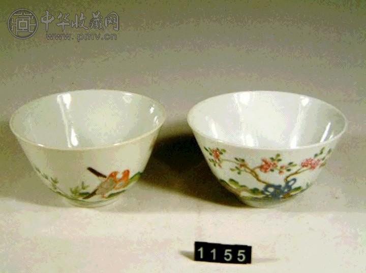 清 粉彩花鸟碗(2件)