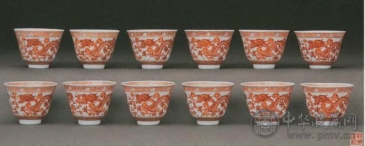 清嘉庆 梵红双龙戏珠纹杯(1套12件)