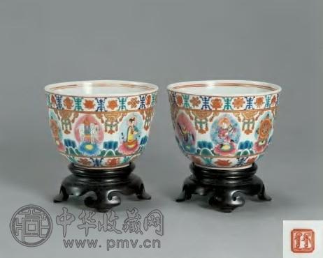 清道光 粉彩佛像杯(1对)