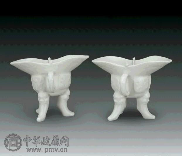 清 德化窑三足杯(1对)