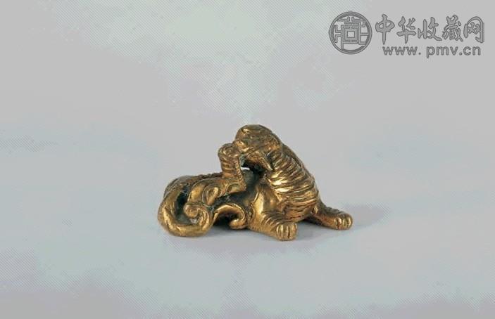 清 铜鎏金瑞兽镇纸