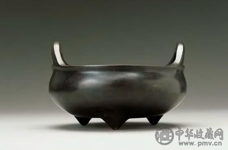 宋 景定年款双耳三足铜炉