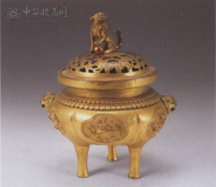 清中期 铜鎏金钻花狮钮熏炉