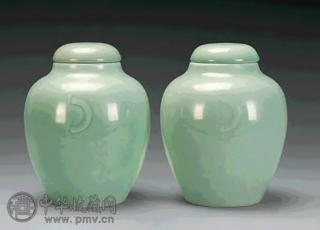 清道光 粉青釉日月盖罐(1对)