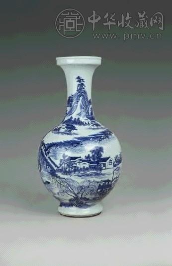 清道光 青花山水盘口瓶