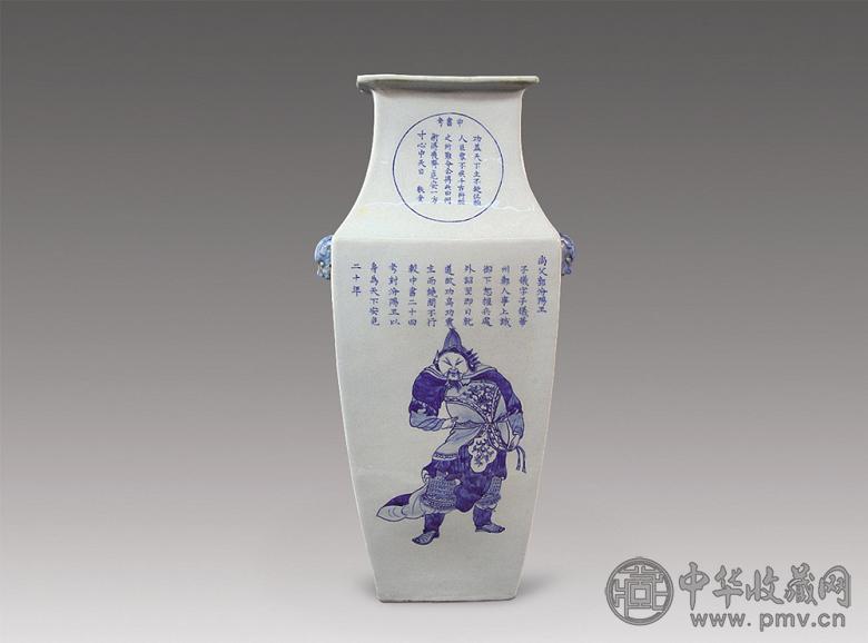 清 青花无双谱纹方瓶